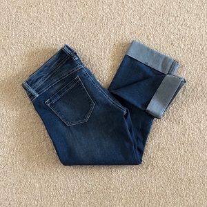 No Boundaries Cuffed Capri Jeans, Size 5